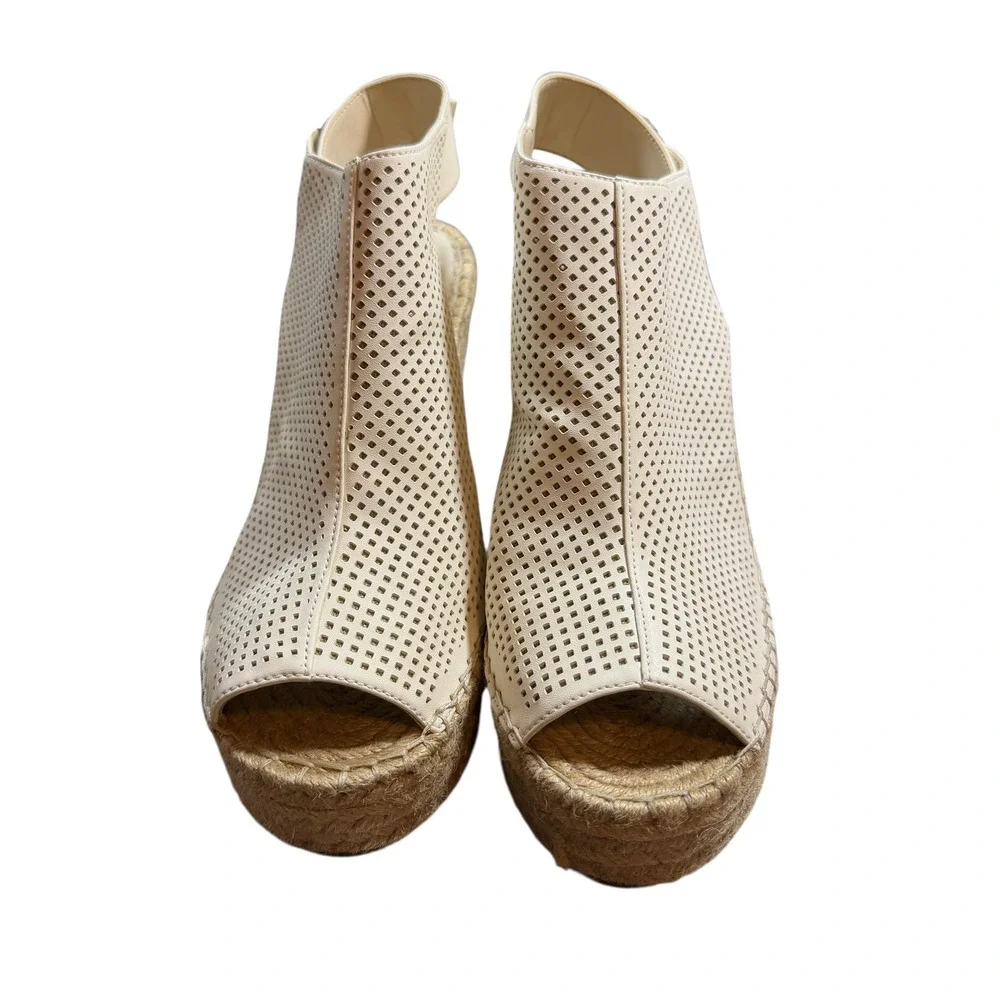 Kenneth Cole New York Orelia Wedge Sandals‎ Size 10M White Perforated Espadrille